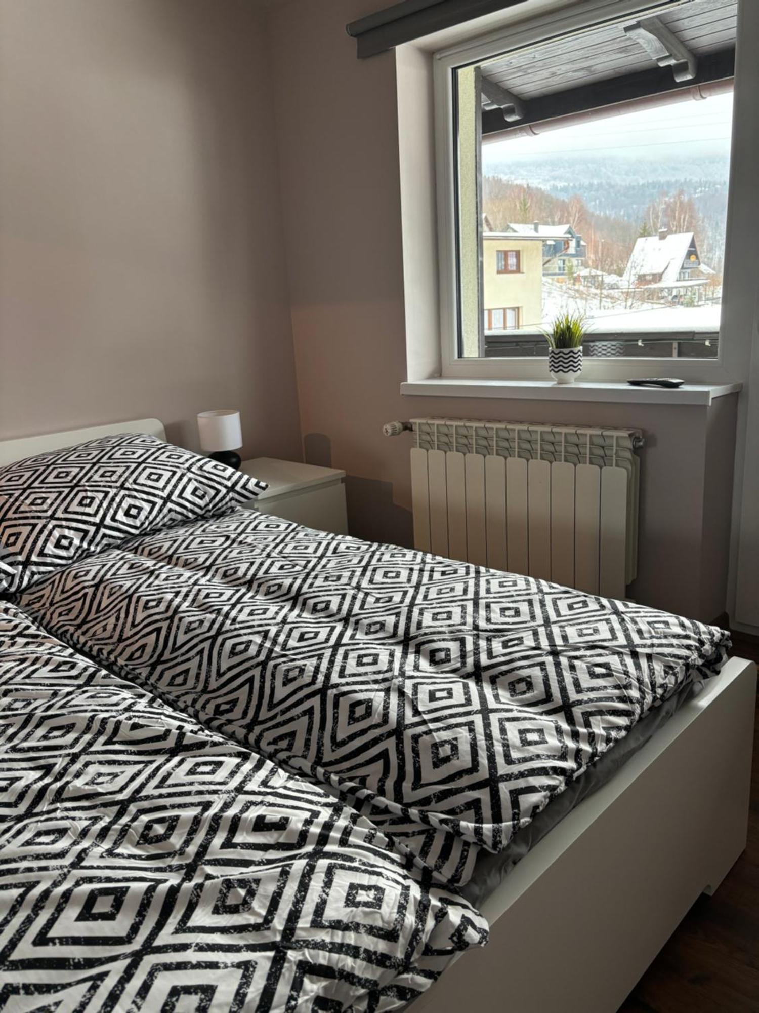 Apartament Przy Skrzycznem Apartment Szczyrk Bagian luar foto